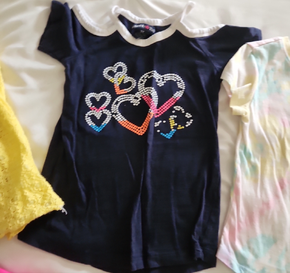 BUNDLE SALE - Picture 5 of 6